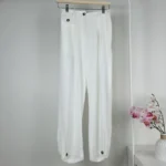 Women’s Elegant White Pants with Wooden-colored Button Details – Turkish Manufacturing