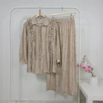 Blouse and Pants Set in Beige – Turkish Manufacturing