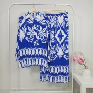 Two-Piece Set in Blue & White – Turkish Manufacturing