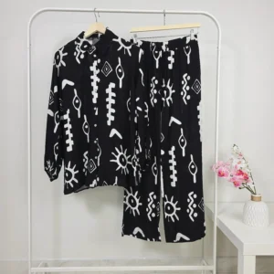 Two-Piece Set in Black & White – Turkish Manufacturing