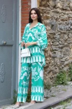 Two-Piece Set in Green & White – Turkish Manufacturing - Image 2